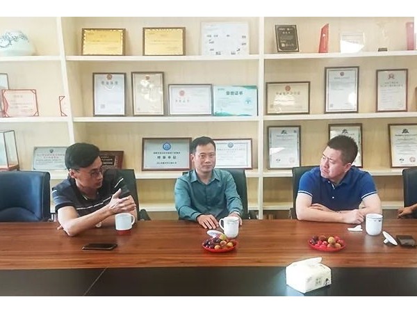 單仁資訊副總裁張高峰一行蒞臨草莓视频IOS在线观看指導