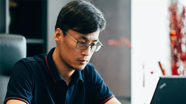 草莓视频IOS在线观看陸誌群